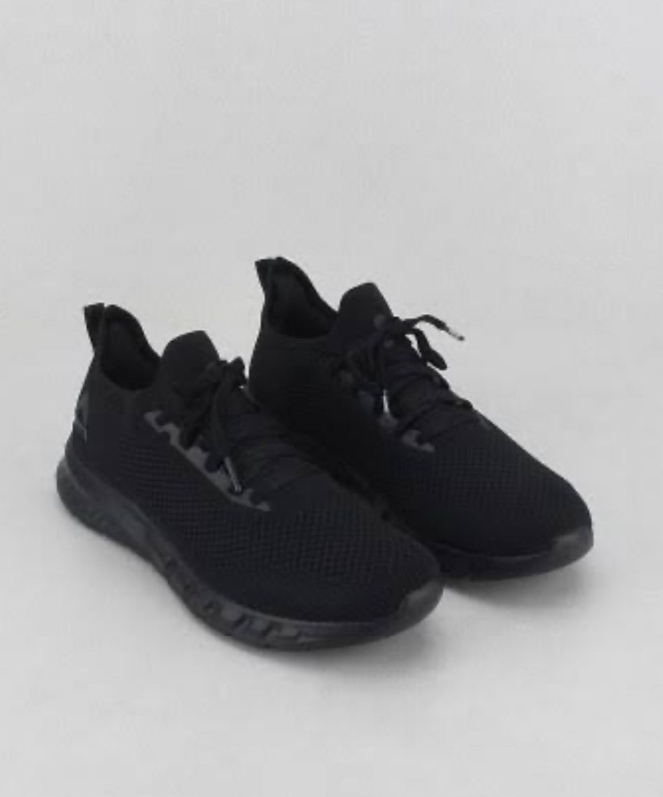 sports shoes